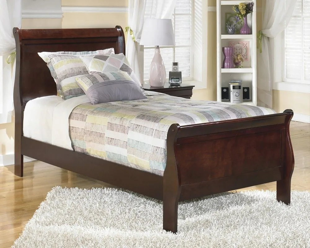 Alisdair - Dark Brown - 4 Pc. - Dresser, Mirror, Twin Sleigh Bed