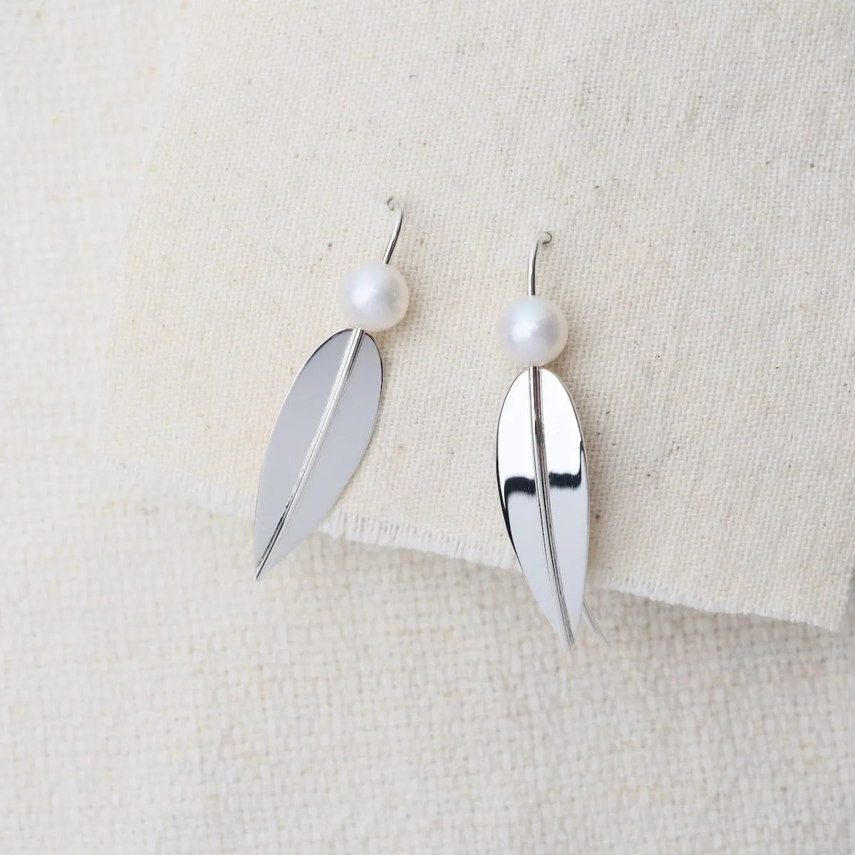 Long Leaf with Pearl Earrings